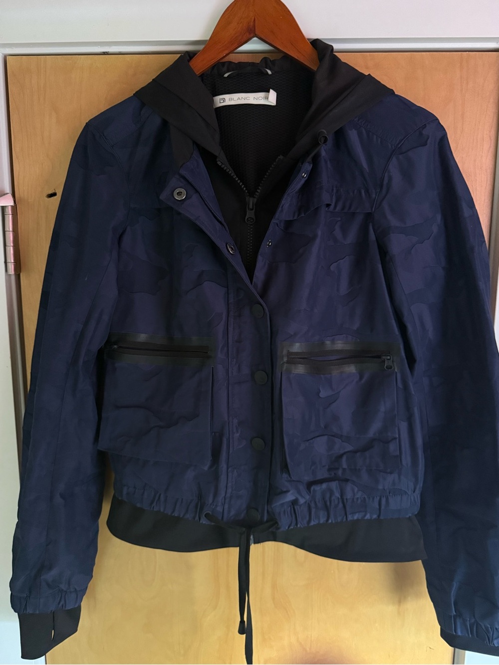 Blanc Noir Navy Hooded Utility Jacket with Camouflage print. Size Small